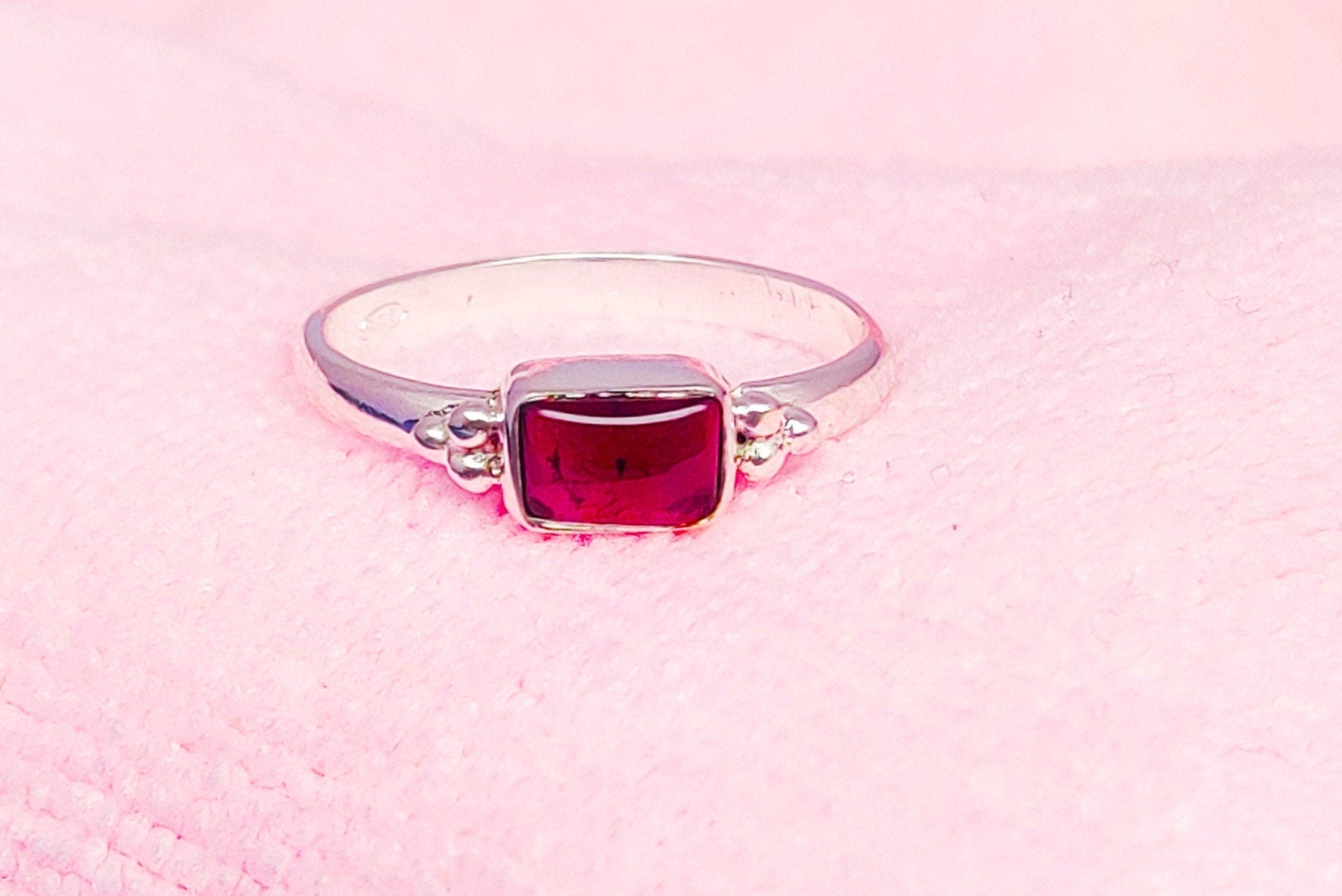 Sterling Silver Garnet Stone Ring