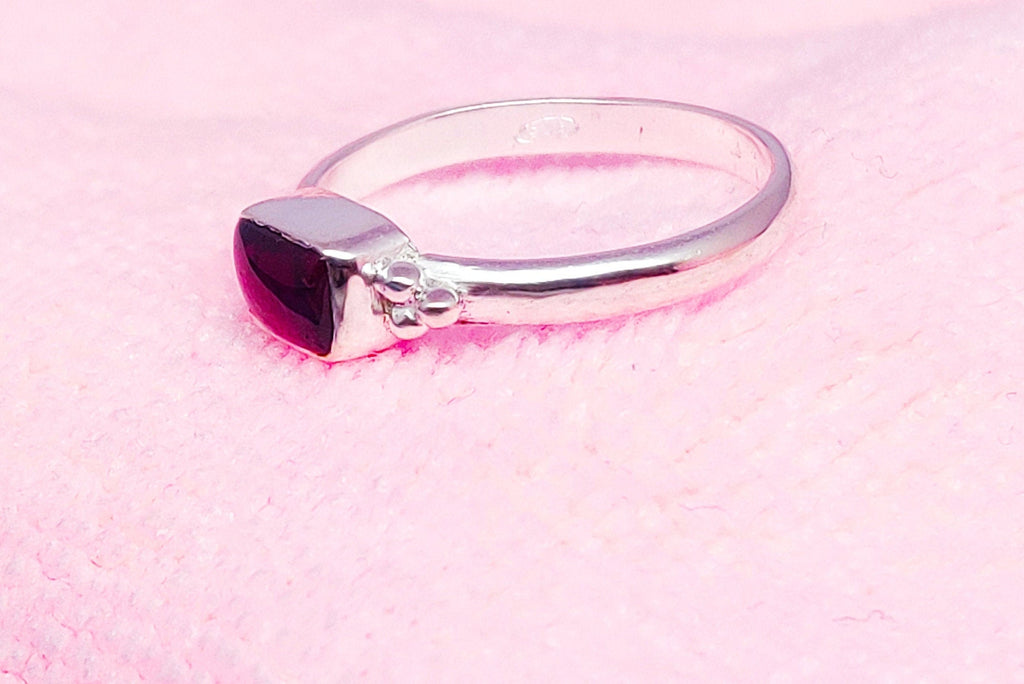 Sterling Silver Garnet Stone Ring