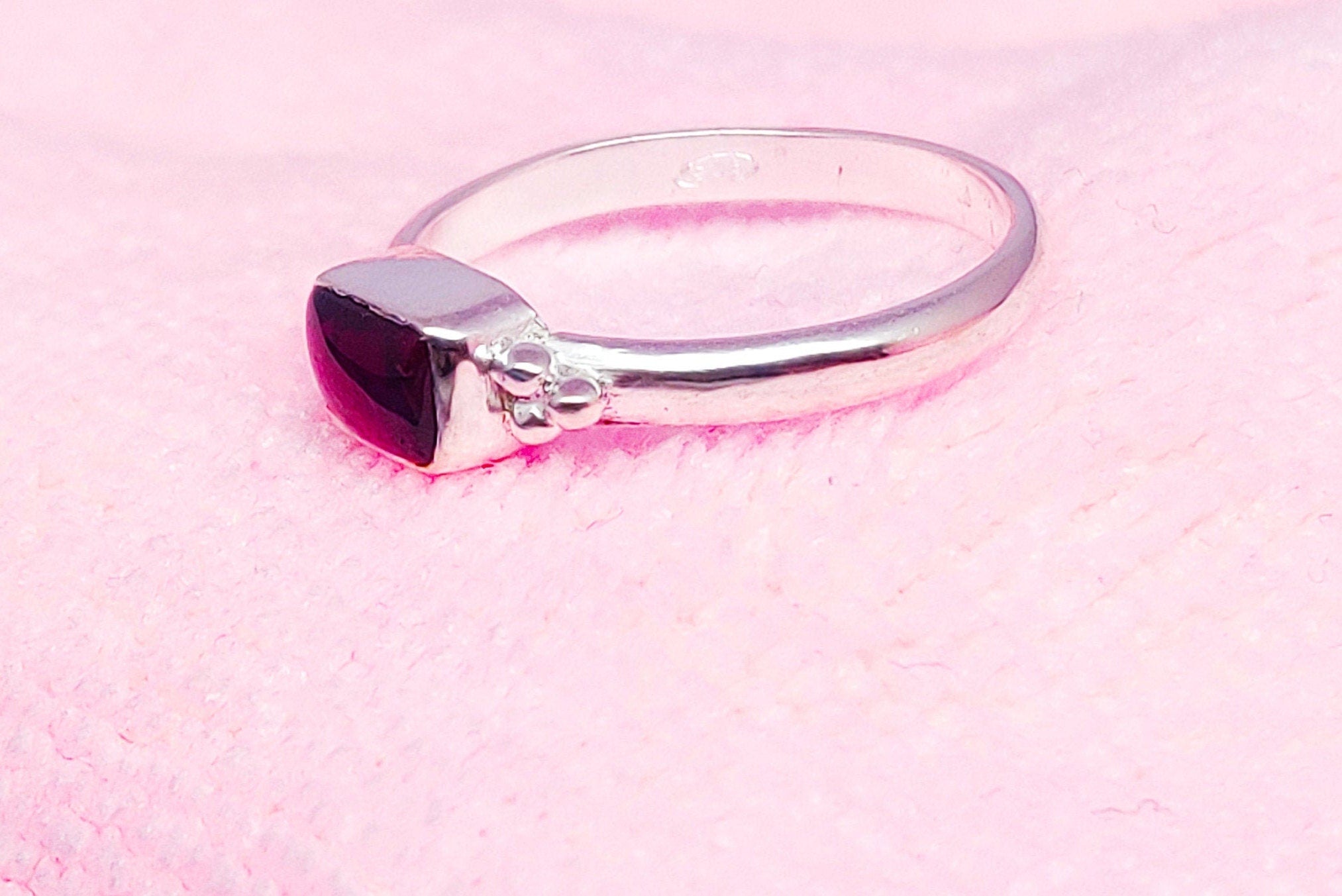 Sterling Silver Garnet Stone Ring